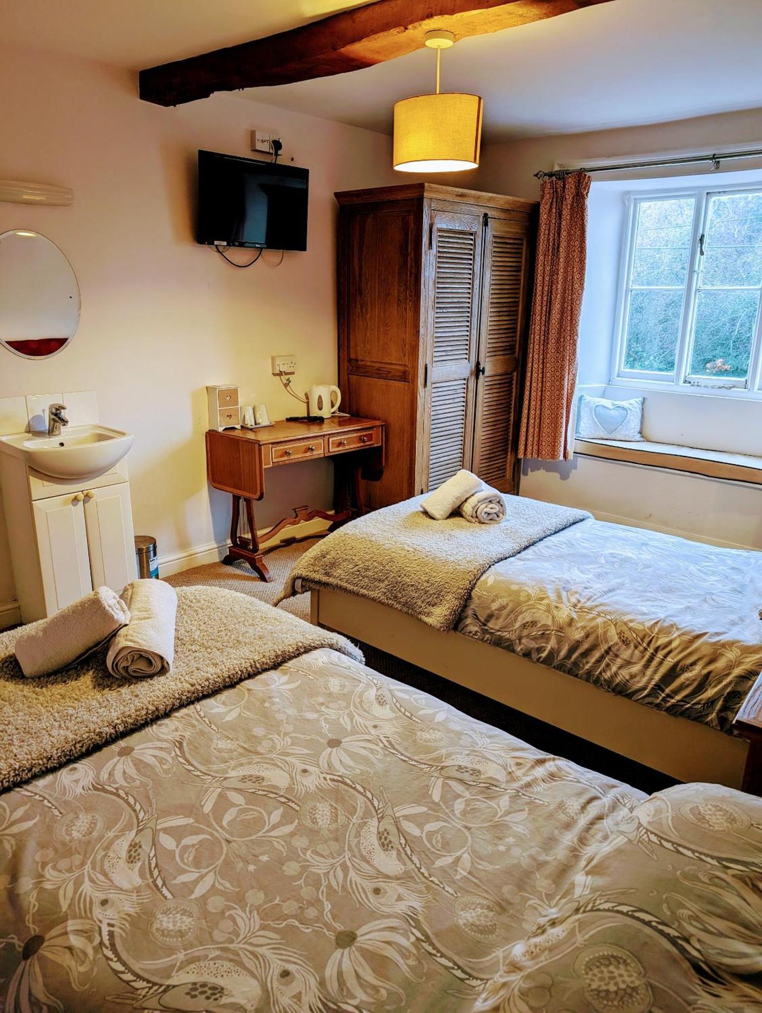 Bartholomew Arms Bed & Breakfast Maidford Dış mekan fotoğraf