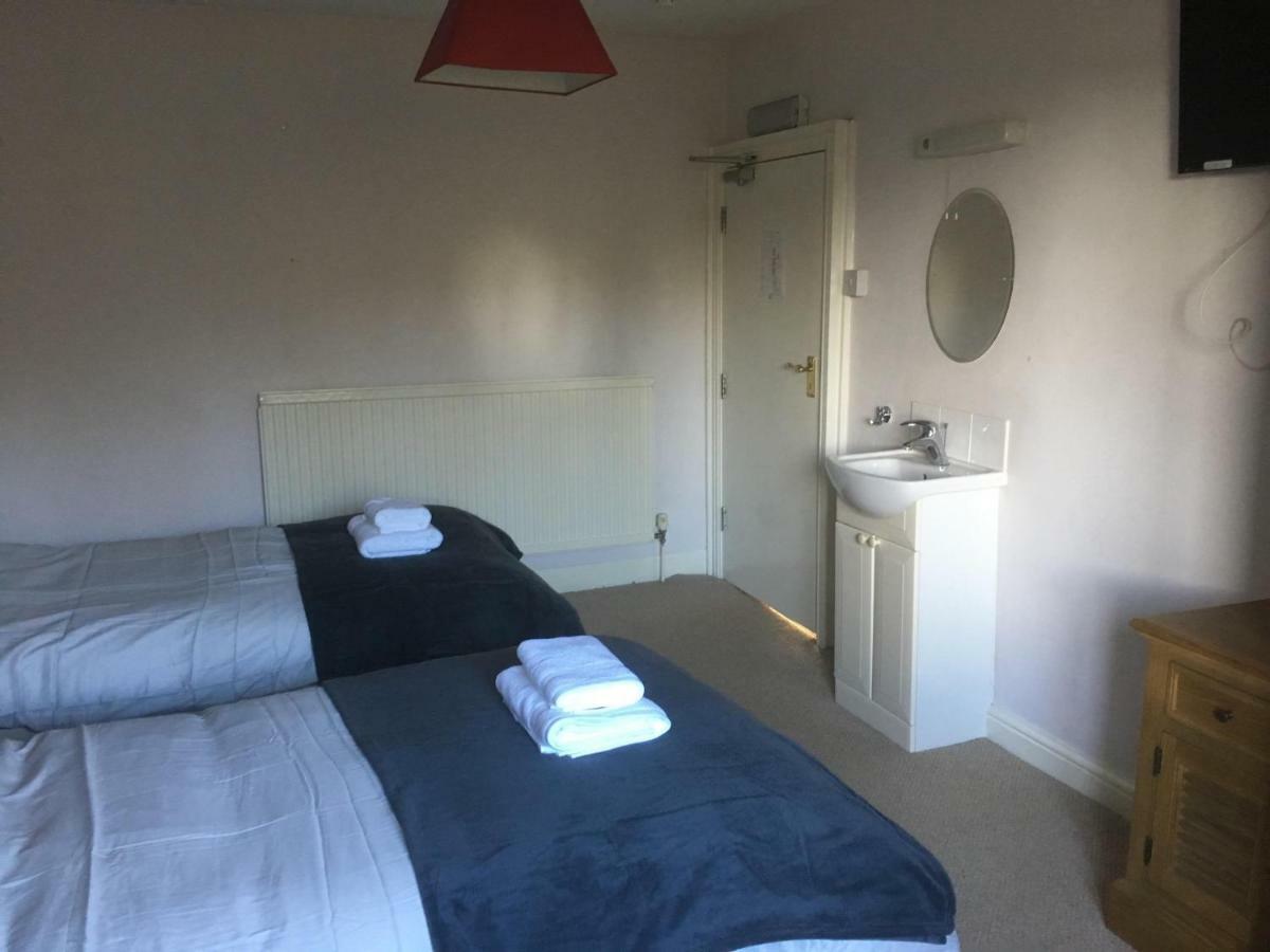 Bartholomew Arms Bed & Breakfast Maidford Dış mekan fotoğraf