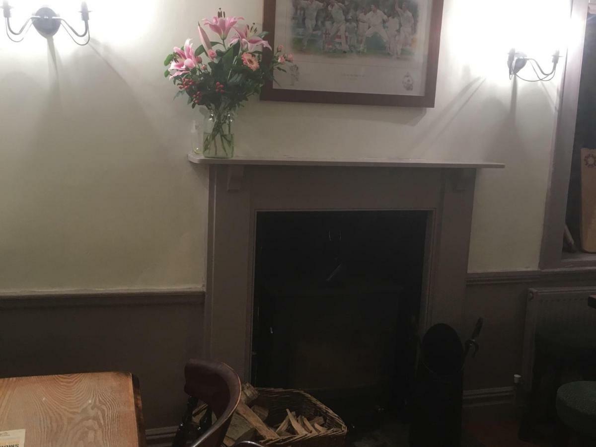 Bartholomew Arms Bed & Breakfast Maidford Dış mekan fotoğraf